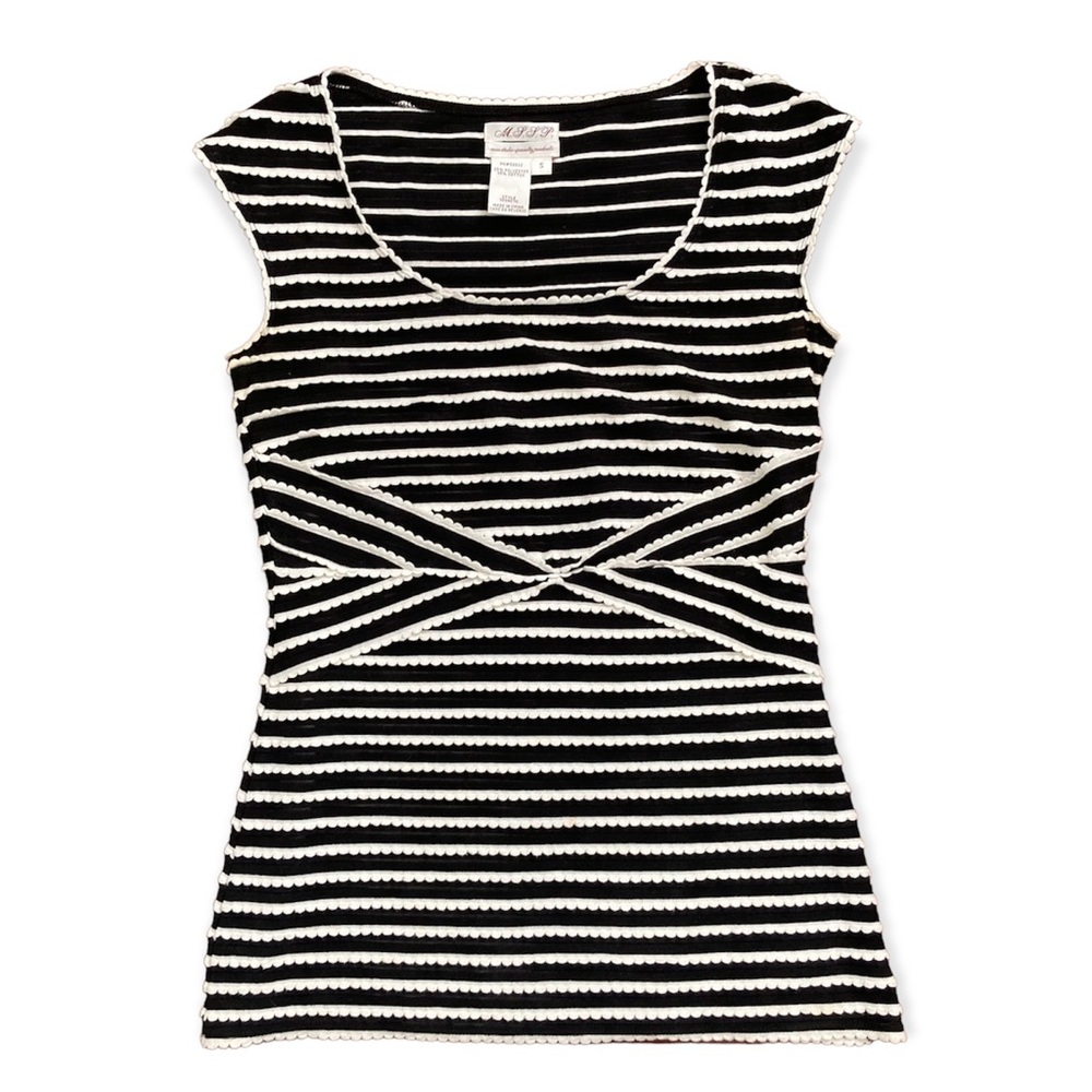 MSSP Max Studio Scallop Detail Top Women’s Small Black White